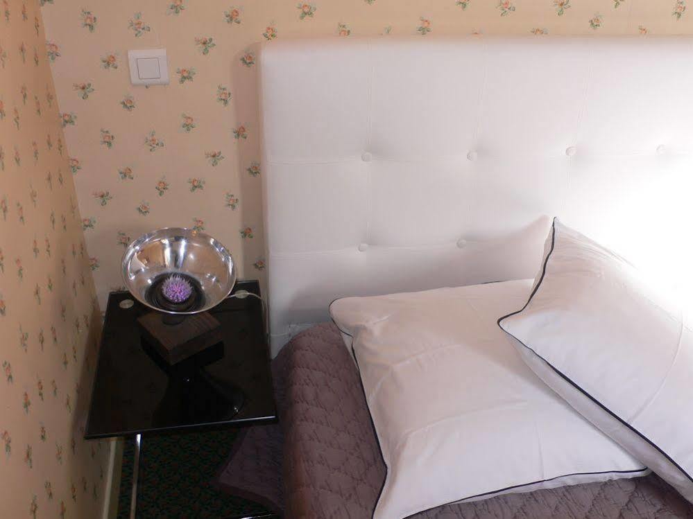 Ermitage De Peyreleau Bed & Breakfast エクステリア 写真